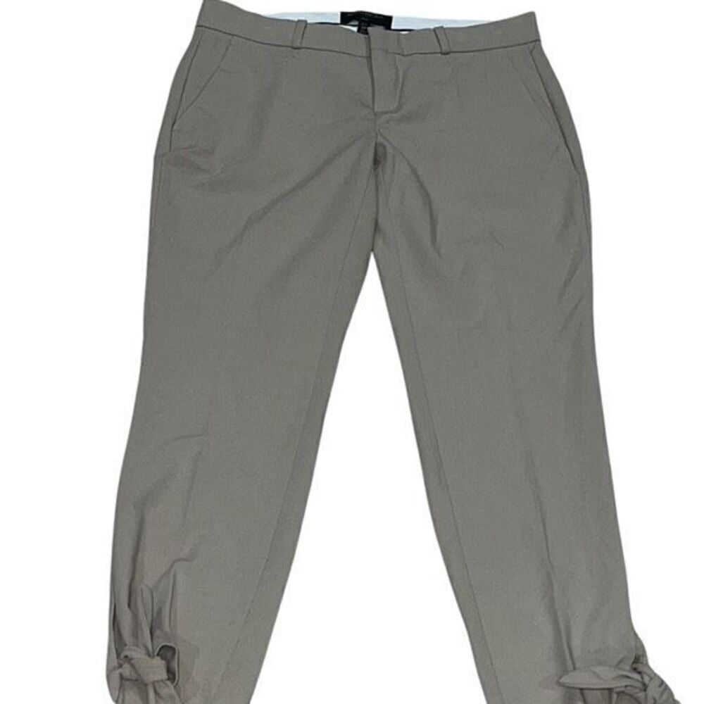 Banana Republic NWT Avery Khaki Capri's Petite Size 2